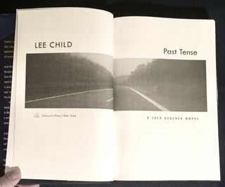 PAST TENSE; Lee Child / A Jack Reacher Novel