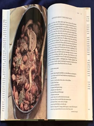 PATRICIA WELLS AT HOME IN PROVENCE; Recipes Inspired by her Farmhouse in France / Photographs by Robert Fréson